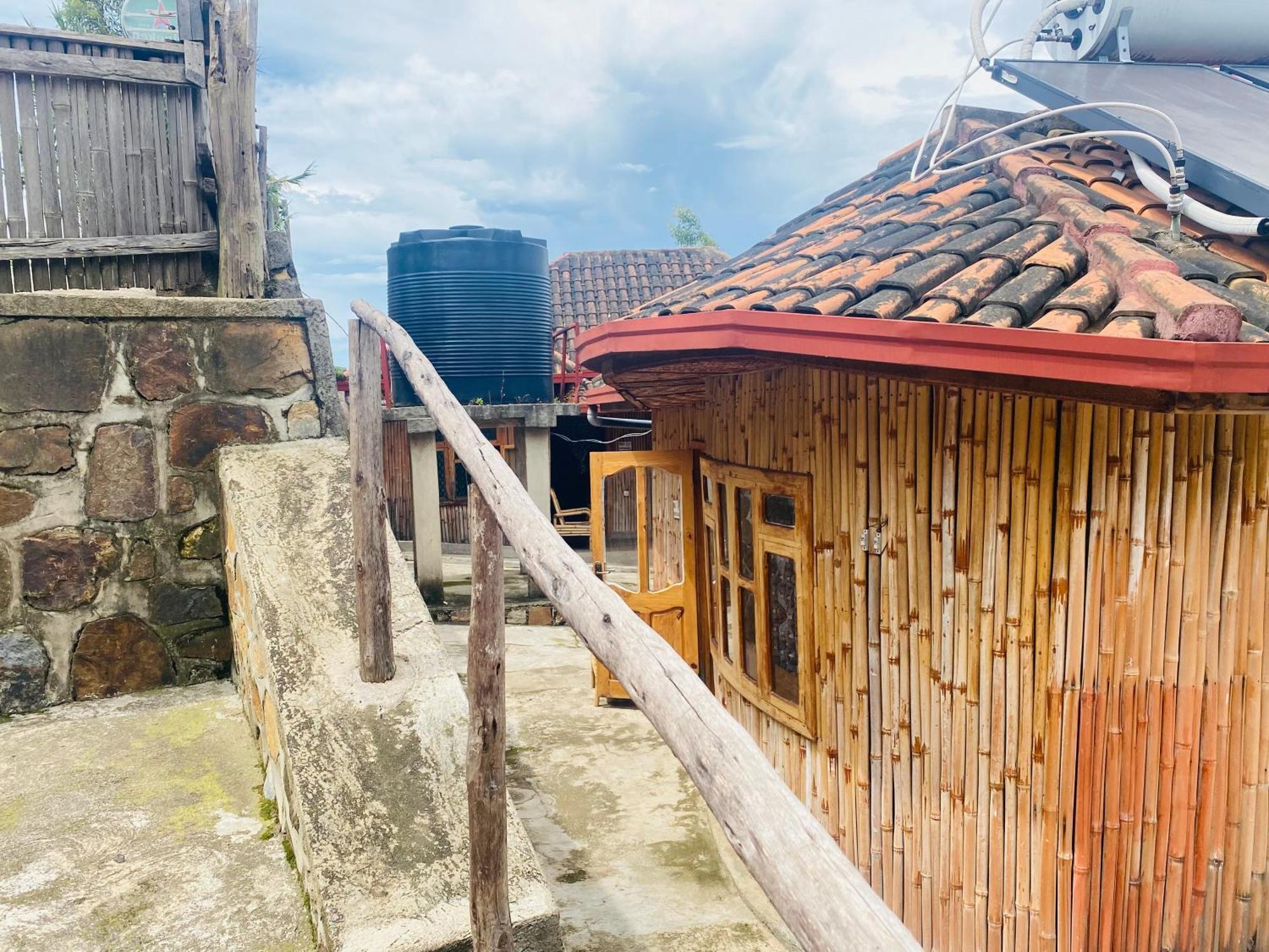 Kivu Macheo Eco-Lodge Kibuye Exterior photo